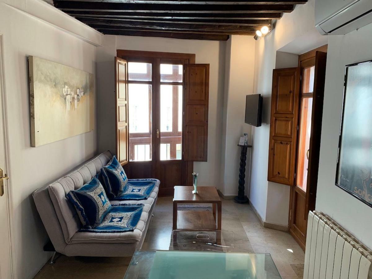 Charming Apartments De Gomerez Granada Eksteriør bilde