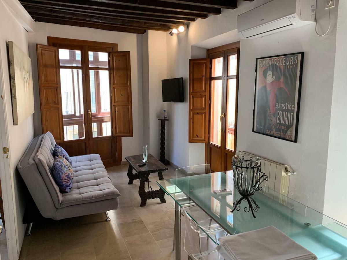 Charming Apartments De Gomerez Granada Eksteriør bilde